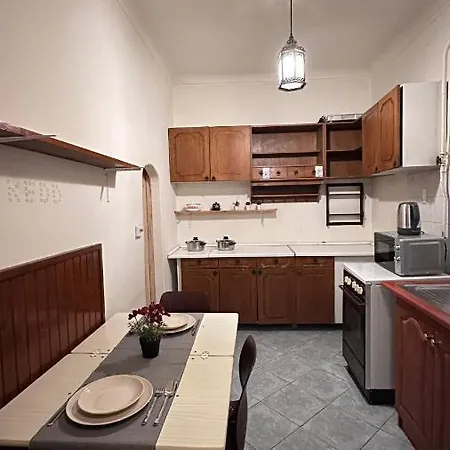 Damjanich בודפשט