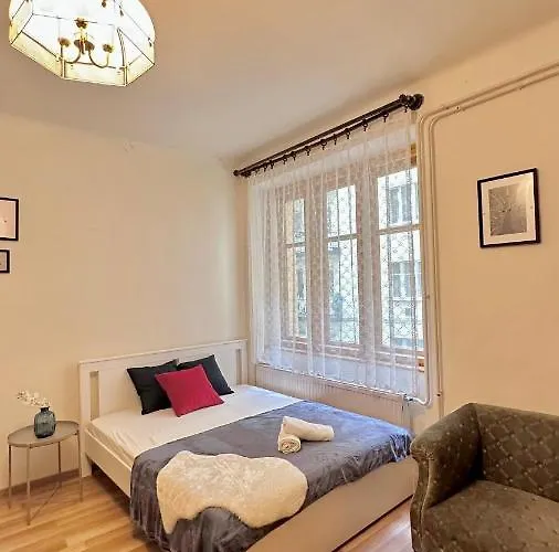 מלון Damjanich *